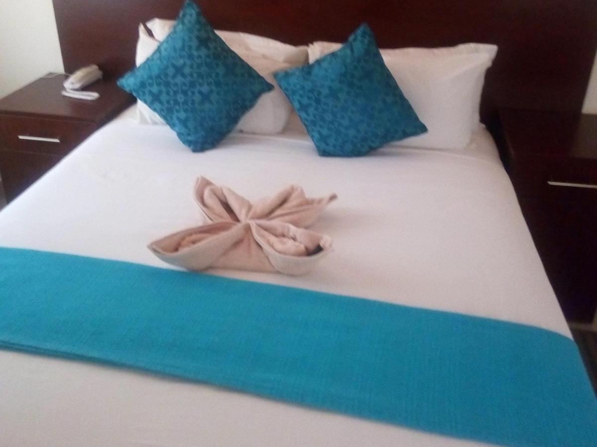 Nkanga Hotel Kasane Extérieur photo