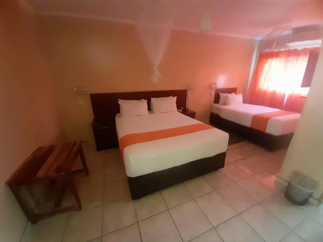 Nkanga Hotel Kasane Extérieur photo
