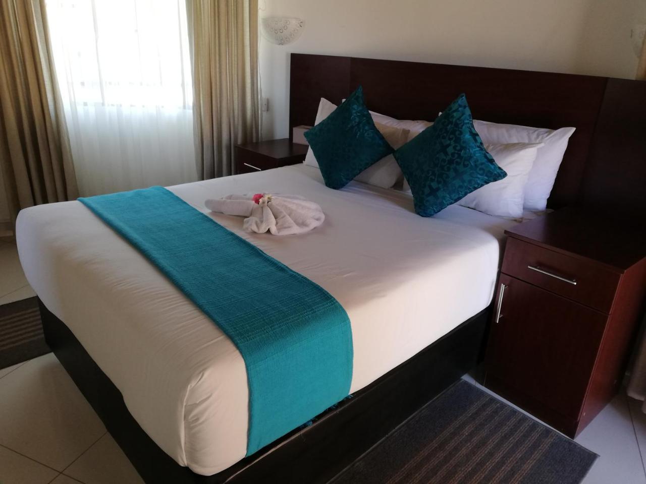 Nkanga Hotel Kasane Extérieur photo